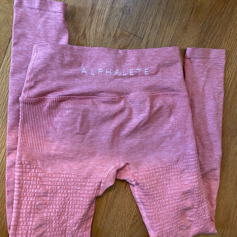 Alphalete halo leggings